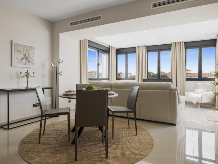 Penthouse in Playas del Duque for 4 people | Casa Cadiz 505-3