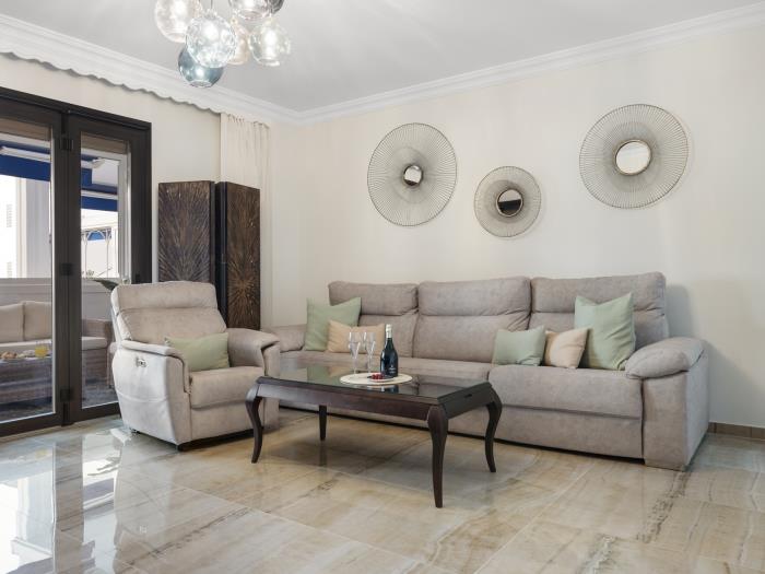 Apartment in Playas del Duque for 5 people | Casa Córdoba 110-2