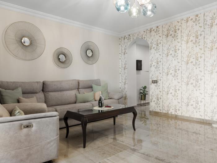 Apartment in Playas del Duque for 5 people | Casa Córdoba 110-3