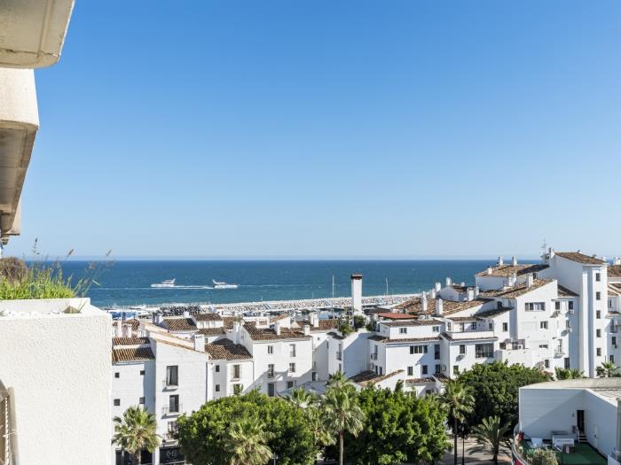 Apartment in Marina Banus for 2 people | 4-7 L-2