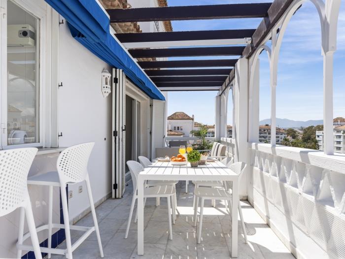 Apartment in Playas del Duque for 2 people| Casa Sevilla 604-3