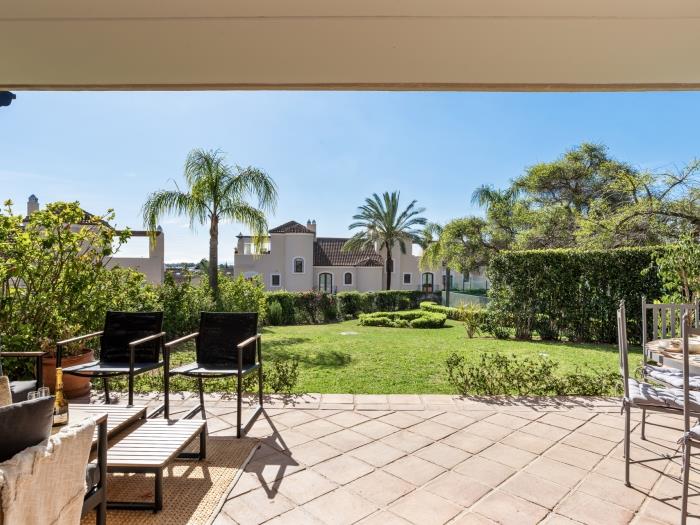 Townhouse in Paraiso-3